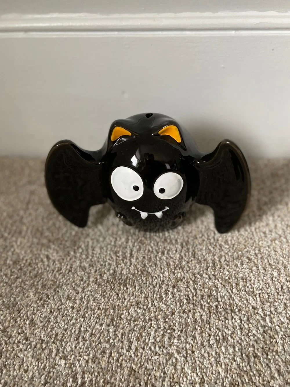 NWOT Ceramic Bat Halloween Decor TJ Maxx